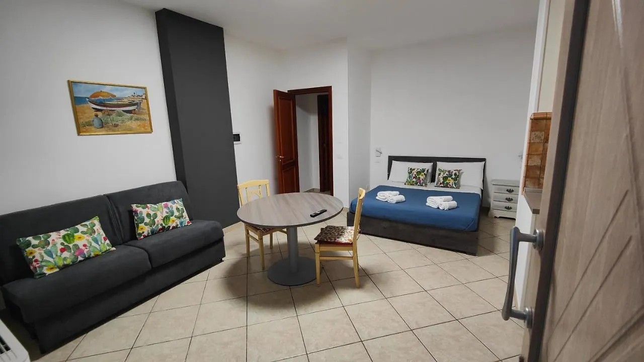 Πανσιόν Helianthus Rooms Λέτσε