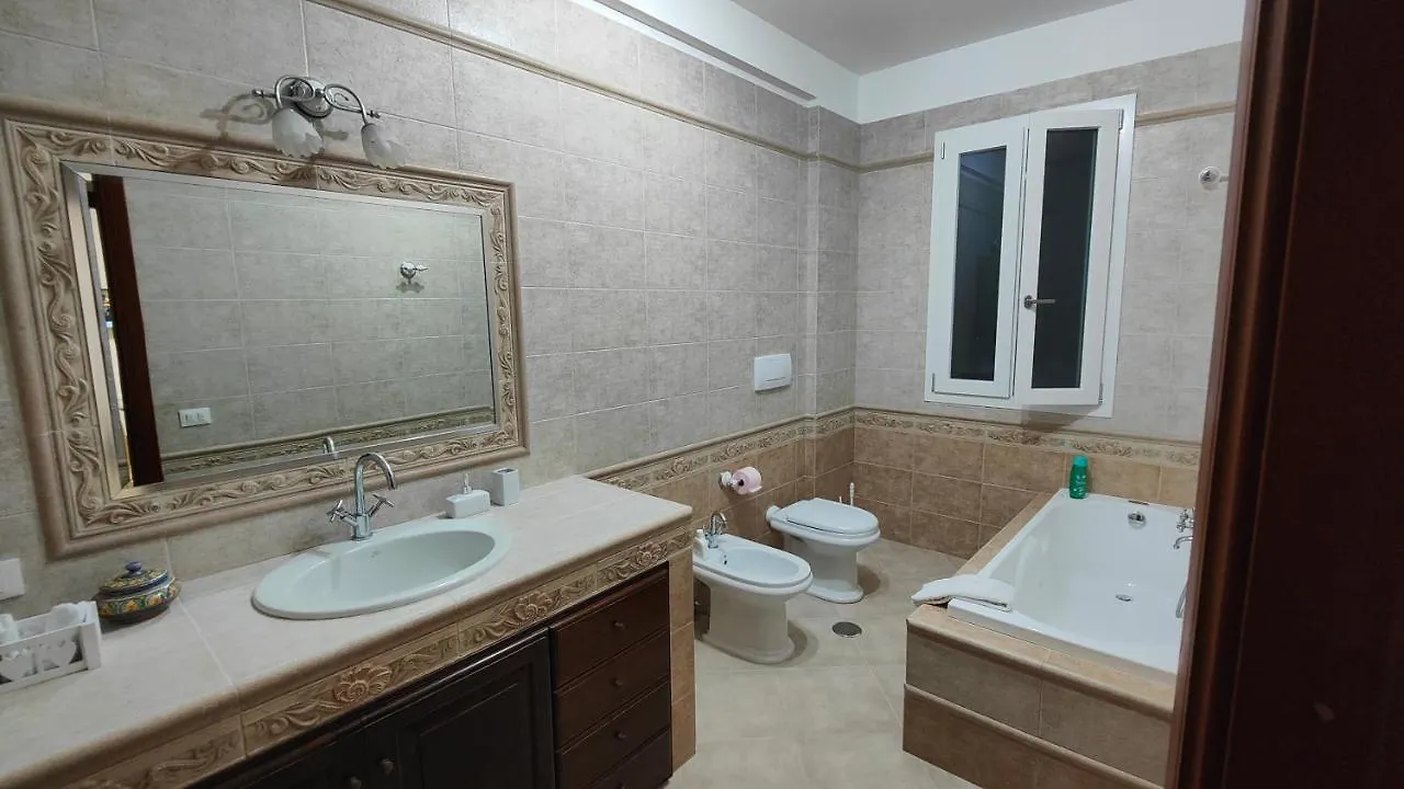 Helianthus Rooms Lecce